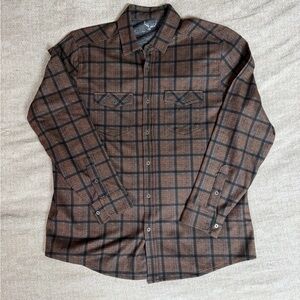Men's Brown Plaid Long-Sleeve Button-Down Shirt